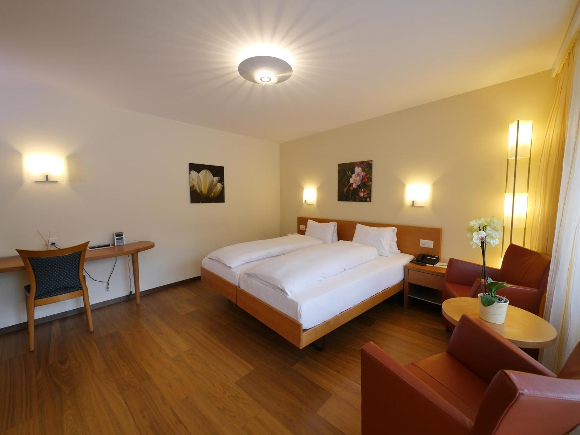 Hotel Restaurant Eichberg Seengen Oda fotoğraf